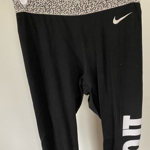 Nike leggings
